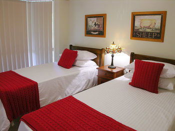 Apple Tree Cottage & Studio - Brisbane 4u 8