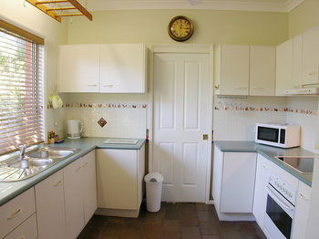 Apple Tree Cottage & Studio - Brisbane 4u 10