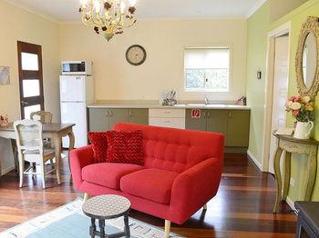 Apple Tree Cottage & Studio - Brisbane 4u 13