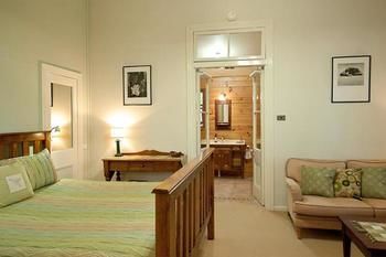 Milton Bed And Breakfast - Brisbane 4u 14