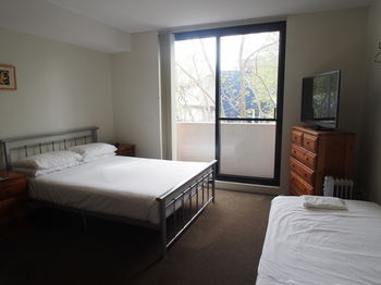 Atelier Serviced Apartments - Brisbane 4u 4