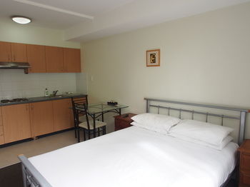 Atelier Serviced Apartments - Brisbane 4u 5