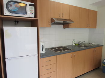 Atelier Serviced Apartments - Brisbane 4u 16
