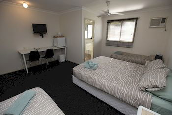 Across Country Motel And Serviced Apartments - Brisbane 4u 10