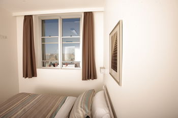Sydney Harbour YHA - Hostel - Tourism Brisbane 7