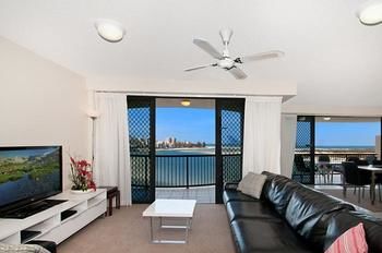 Windward Passage Holiday Apartments - Tourism Brisbane 5