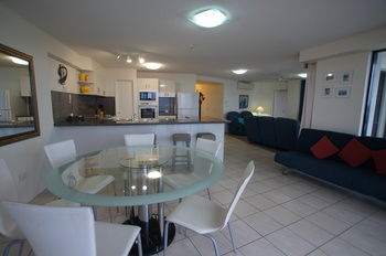 Windward Passage Holiday Apartments - Tourism Brisbane 31