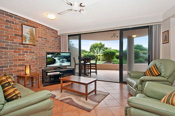 Windward Passage Holiday Apartments - Tourism Brisbane 35