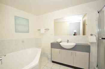 Windward Passage Holiday Apartments - Tourism Brisbane 46