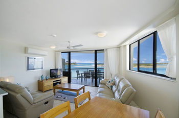 Windward Passage Holiday Apartments - Tourism Brisbane 69