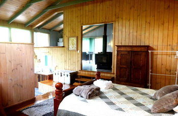Treetops Accommodation Montville - Brisbane 4u 17