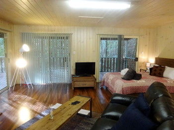 Treetops Accommodation Montville - Brisbane 4u 19
