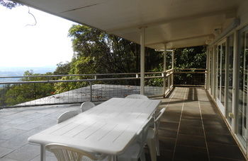Treetops Accommodation Montville - Brisbane 4u 62
