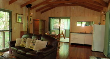 Treetops Accommodation Montville - Brisbane 4u 75