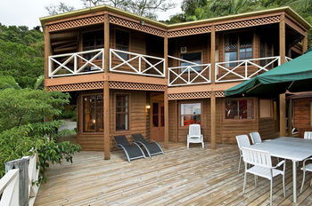 Treetops Accommodation Montville - Brisbane 4u 90