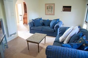 Yarra Glen Racecourse Apartments - Brisbane Tourism 6