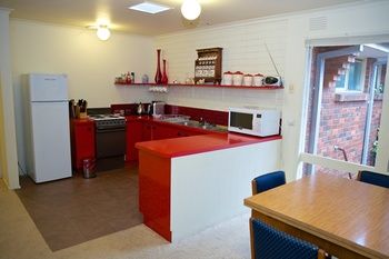 Yarra Glen Racecourse Apartments - Brisbane Tourism 12