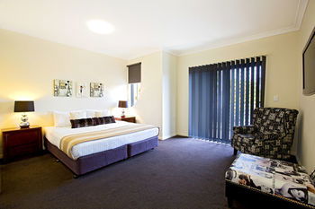 Astina Serviced Apartments - Central - Brisbane 4u 2