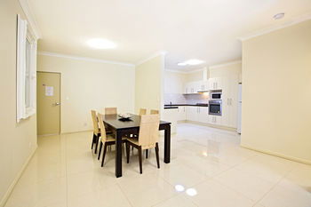 Astina Serviced Apartments - Central - Brisbane 4u 8
