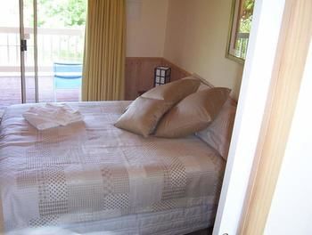 Yarraglen BnB - Brisbane Tourism 1