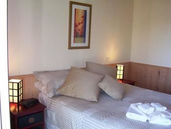 Yarraglen BnB - Brisbane Tourism 5