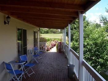 Yarraglen BnB - Brisbane Tourism 13