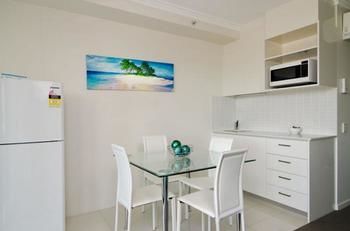 Beach On Sixth - Brisbane 4u 11