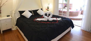 Lakeside Cottage - Brisbane 4u 4