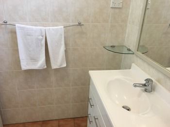 Town & Country Motel - Brisbane 4u 0