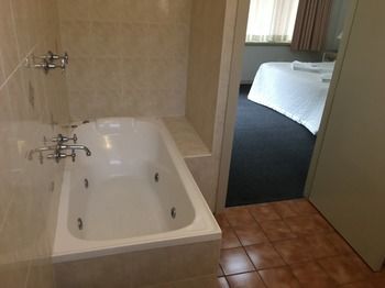 Town & Country Motel - Brisbane 4u 27