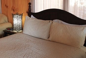 Peppertree Cottage - Tourism Brisbane 13