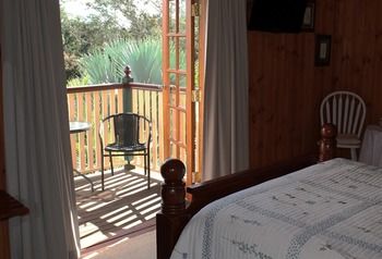 Peppertree Cottage - Tourism Brisbane 17