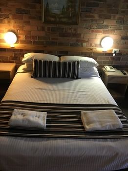 Avoca Beach Hotel & Resort - Brisbane 4u 11