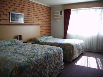 Centabrook Motor Inn - Tourism Brisbane 10