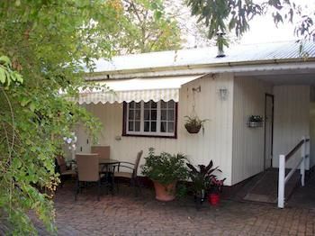 Bli Bli House Luxury Bed & Breakfast - Tourism Brisbane 5