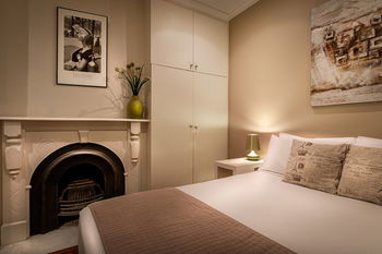 Birches Townhouse - Brisbane 4u 16