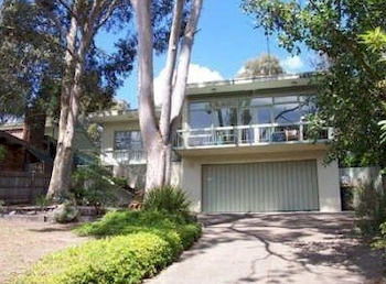Eltham Retreat - Brisbane Tourism 1