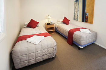 Charlestown Terrace - Tourism Brisbane 15