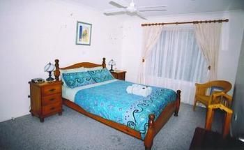 Terrigal Lagoon Bed And Breakfast - Brisbane 4u 3