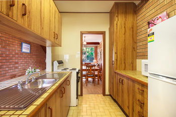 Mollymook Beach Units - Tourism Brisbane 11