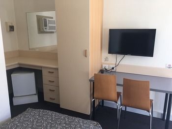 Westside Motor Inn - Tourism Brisbane 8