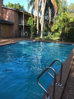 The Willows - Brisbane 4u 70