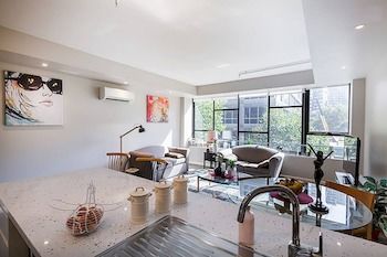 Anchor On Little Collins - Southern - Brisbane 4u 33