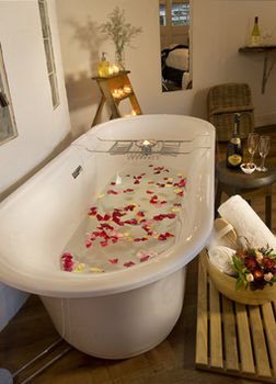 The Villa - Country House Retreat - Tourism Brisbane 1