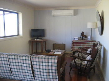 The Wattle Lodge - Brisbane 4u 18
