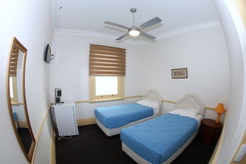 Sydney Darling Harbour Hotel - Brisbane 4u 9