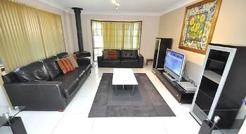 Castle Hill 60 Gil Furnished Apartment - Tourism Brisbane 8
