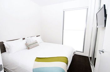 Position Perfect - Tourism Brisbane 11