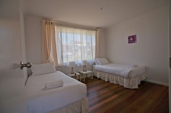 Emerald Views - Tourism Brisbane 6