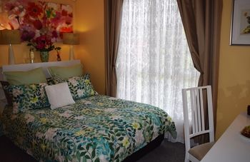 Cutmore Cottages - Bagala Bungalow - Brisbane 4u 4